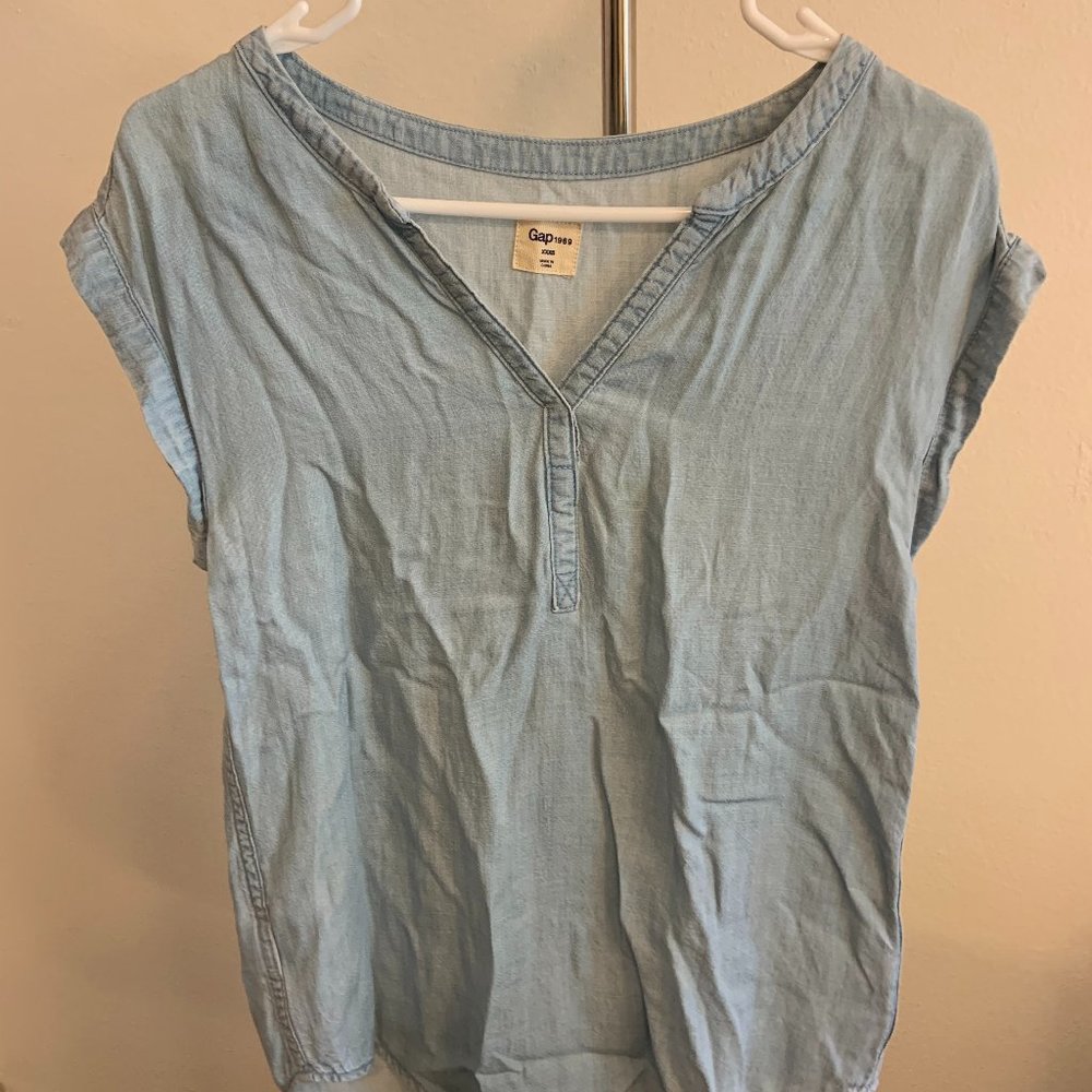 Gap denim top